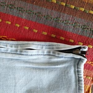 Rock & Republic Light Blue Denim Jeans